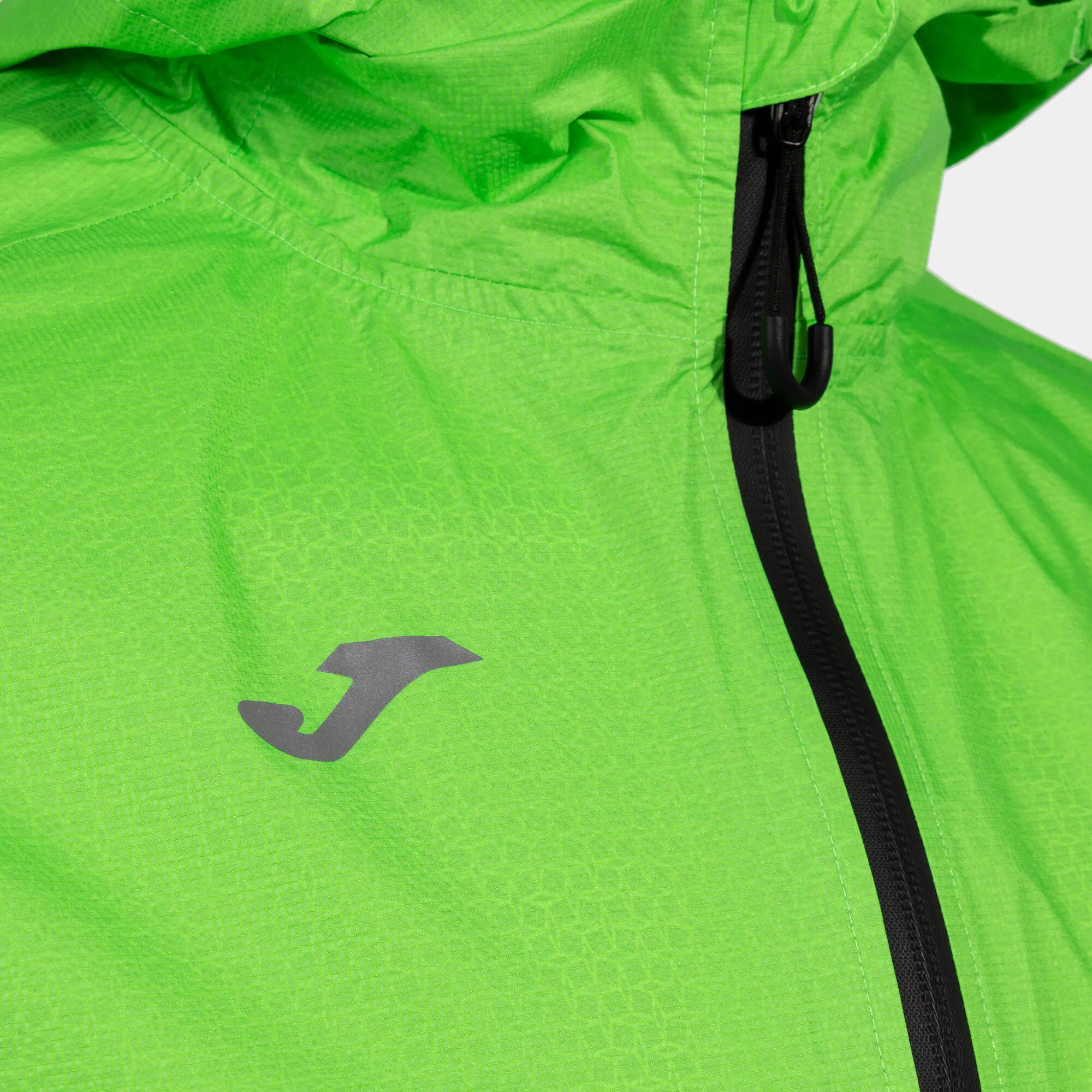 CHUBASQUERO HOMBRE RNIGHT ICONIC VERDE FL&UACUTE;OR