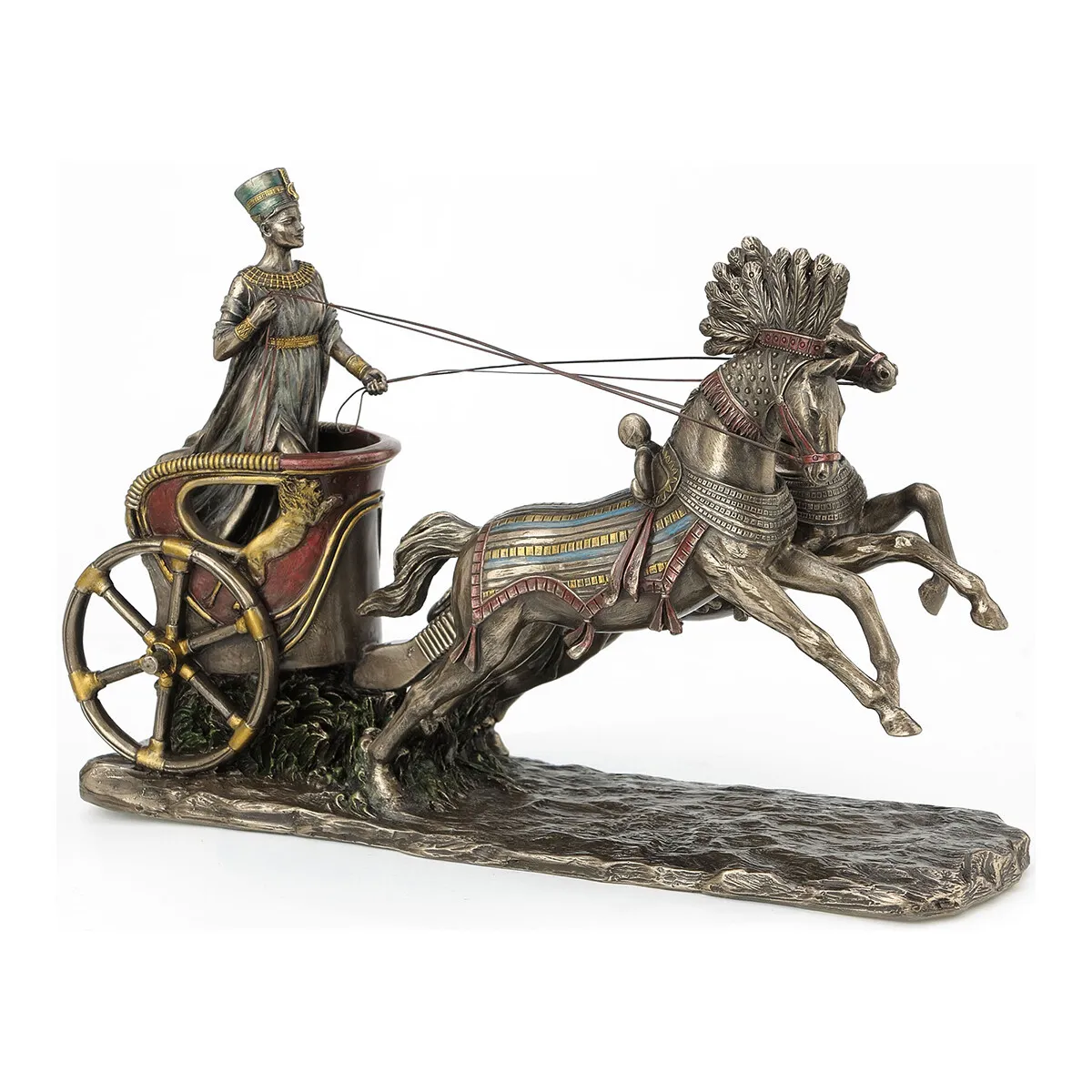 Nefertiti en Carro Reina