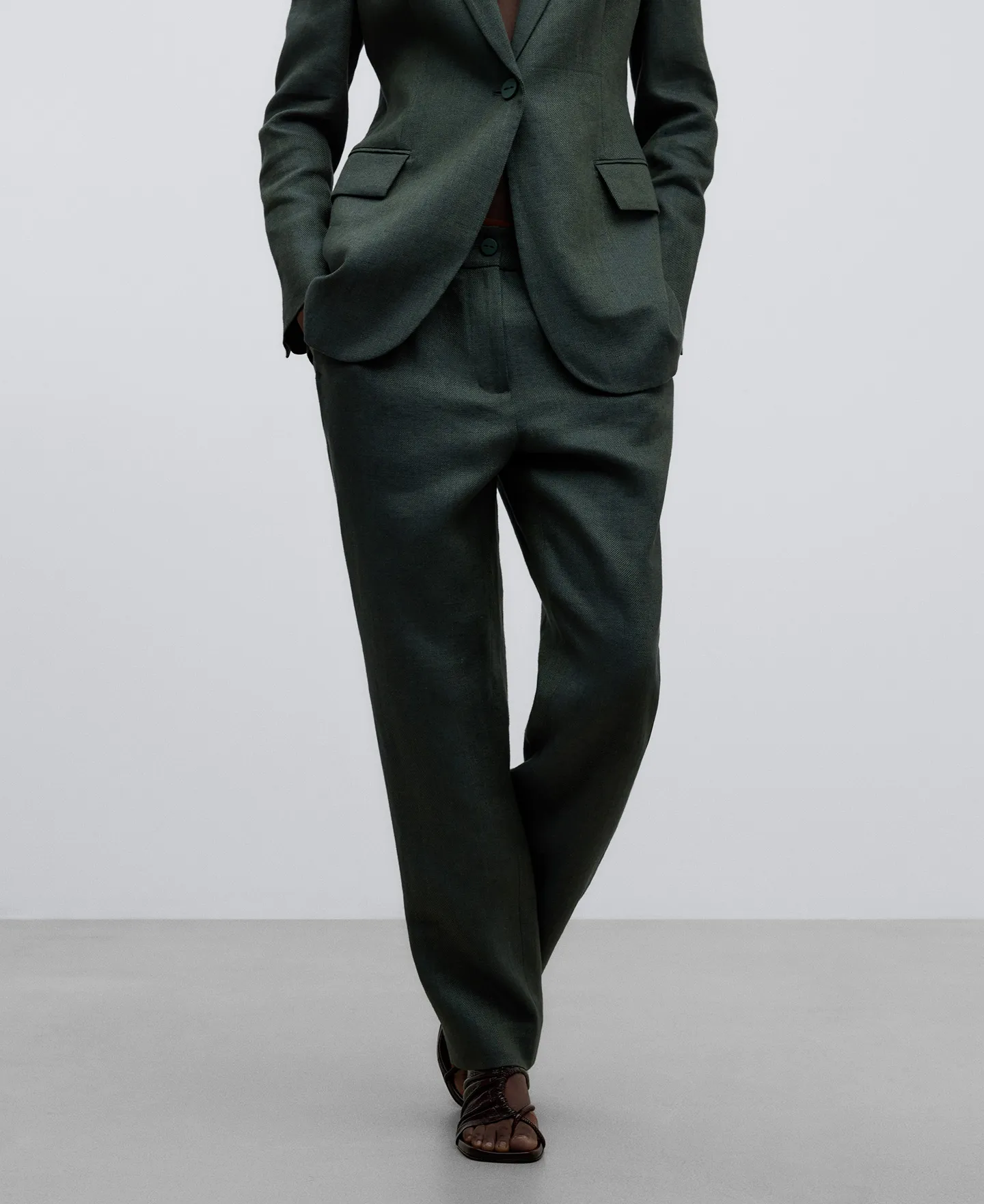 Pantalón en lino europeo verde mujer