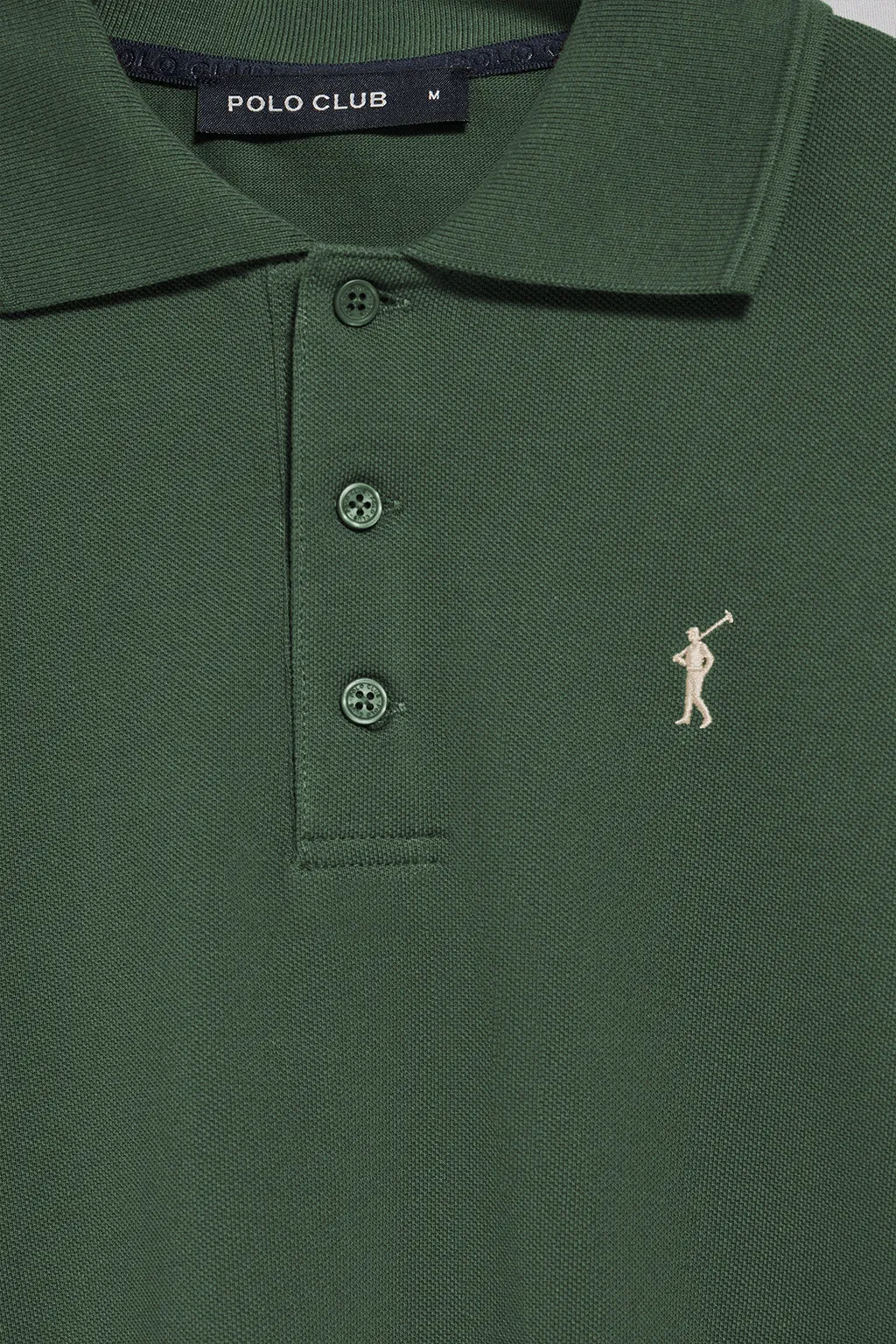 Polo de manga larga de tres botones en verde con logo Rigby Go