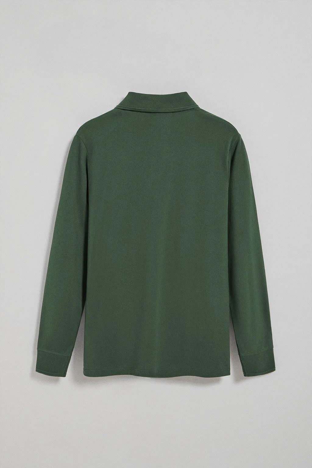 Polo de manga larga de tres botones en verde con logo Rigby Go