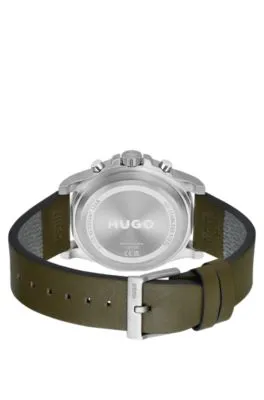 Reloj con varios indicadores y correa de piel verde oliva