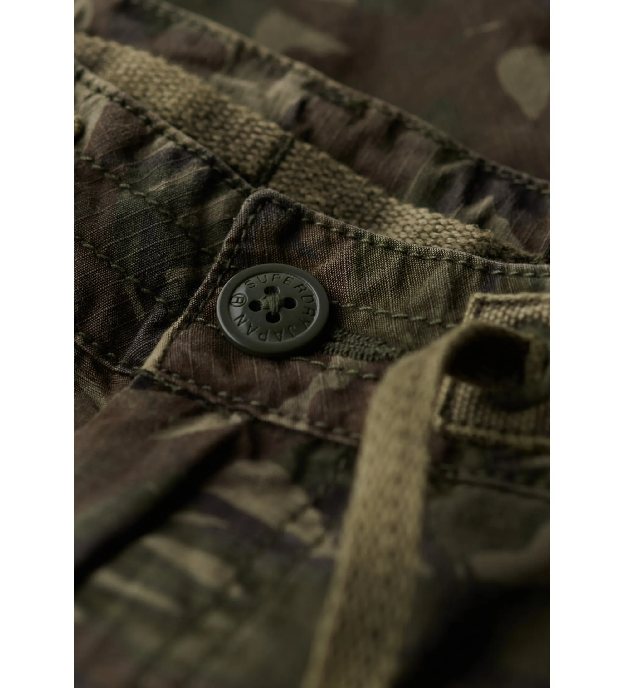 Short tipo cargo verde