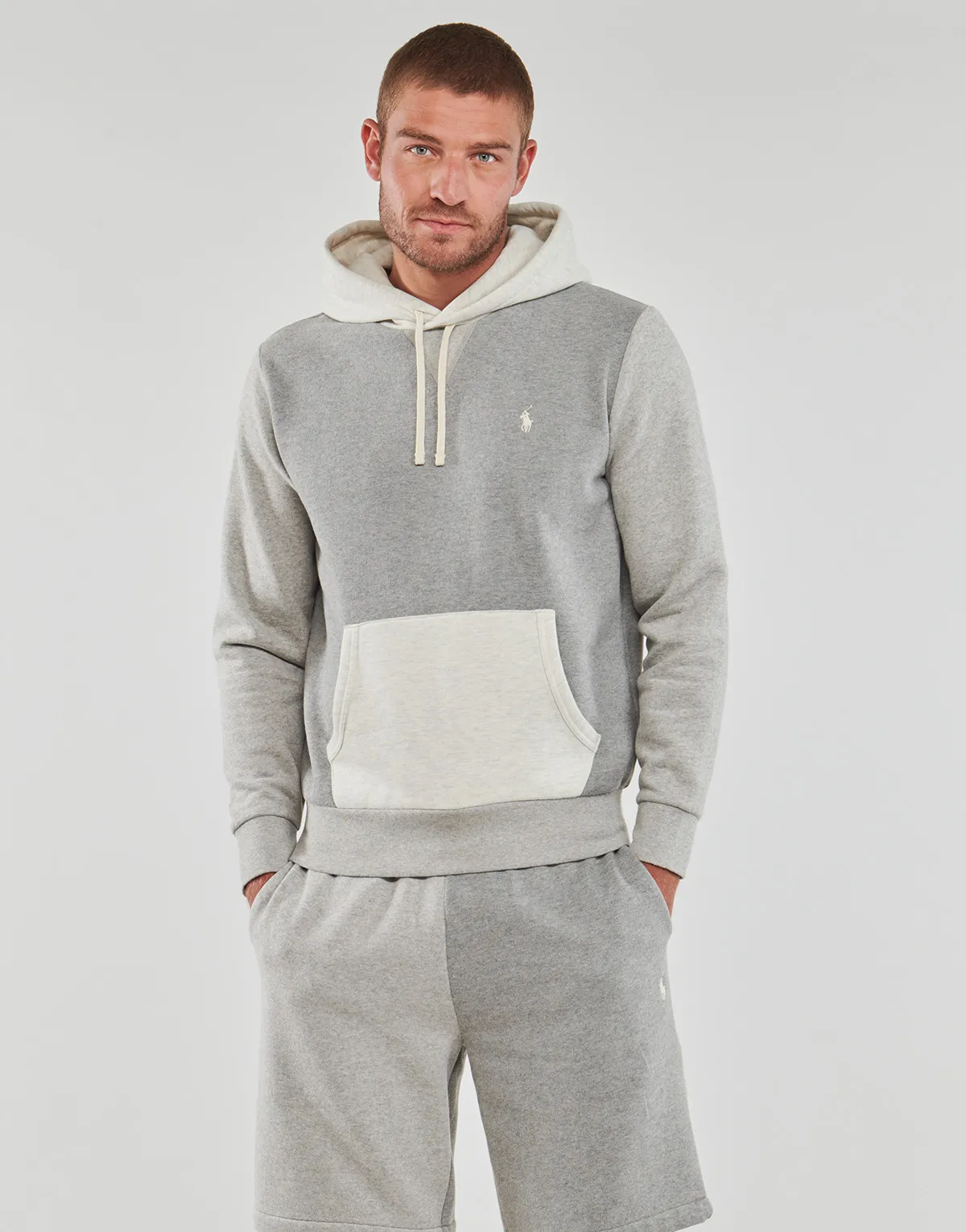 SWEATSHIRT CAPUCHE EN MOLLETON COLOBLOCK