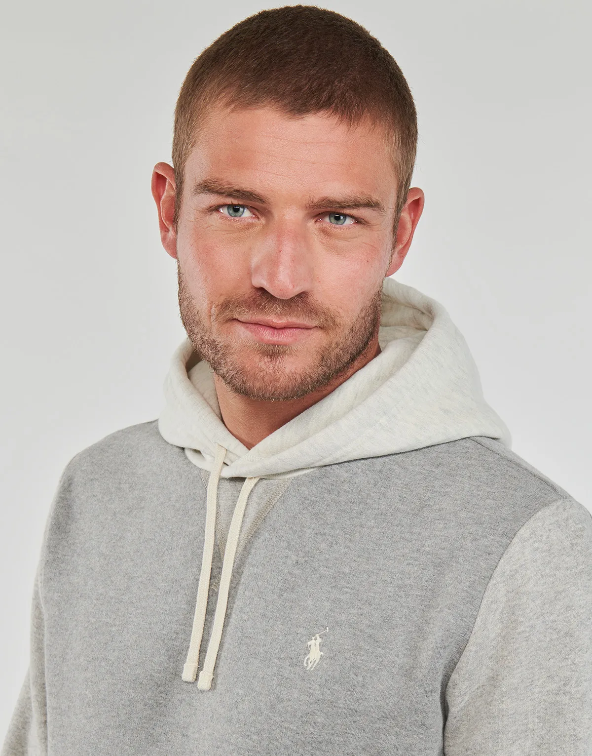 SWEATSHIRT CAPUCHE EN MOLLETON COLOBLOCK