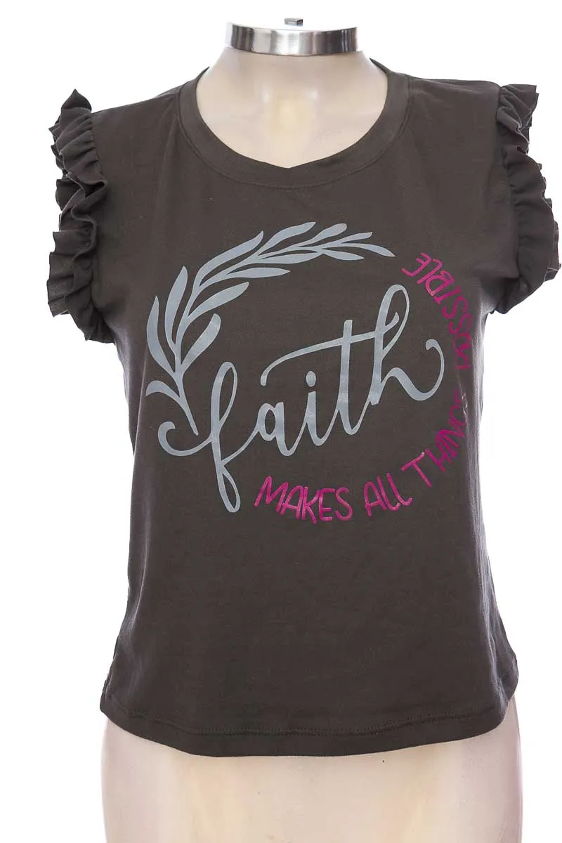 TOP / CAMISETA COLOR GRIS  CLOSEANDO