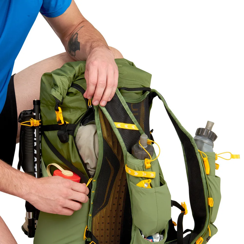 ULTIMATE DIRECTION FASTPACK 40 MOCHILA  AW24
