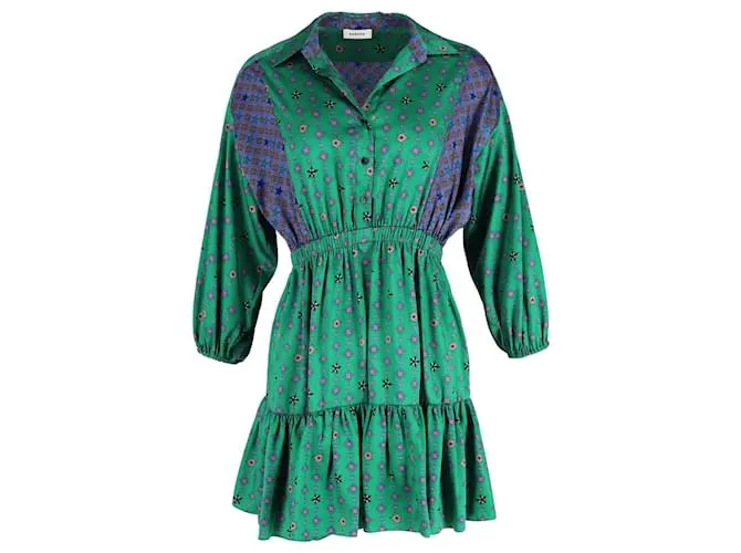 Vestido camisa mini de cintura fruncida en satén verde impreso de Sandro Paris con bloques de color 
