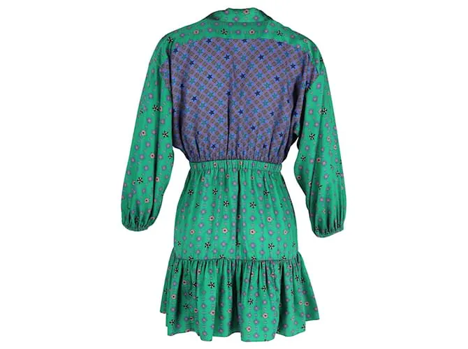 Vestido camisa mini de cintura fruncida en satén verde impreso de Sandro Paris con bloques de color 